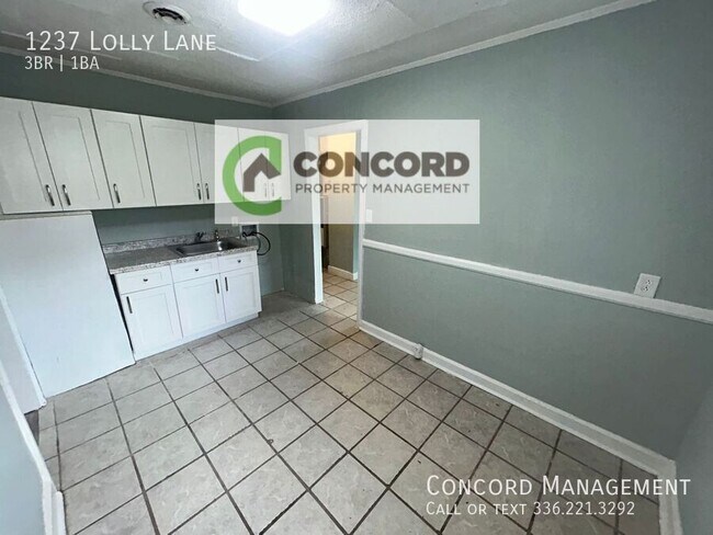 Foto del edificio - 1237 Lolly Ln