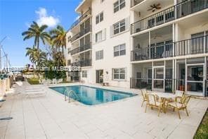 Foto del edificio - 1435 SE 15th St