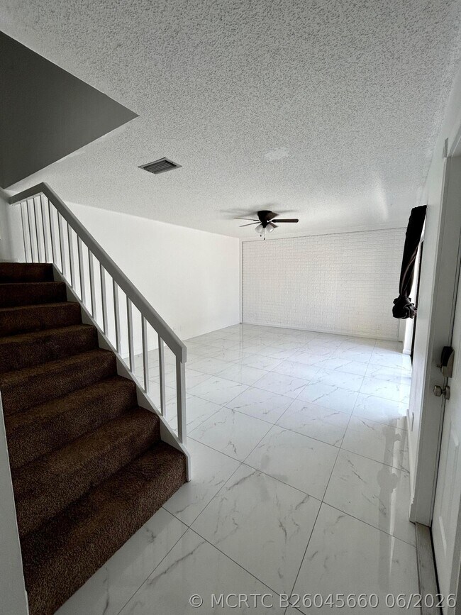 Foto del edificio - 4606 Cherry Rd