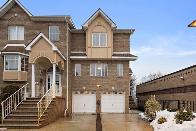 Foto del edificio - 12 Liberty Ct.