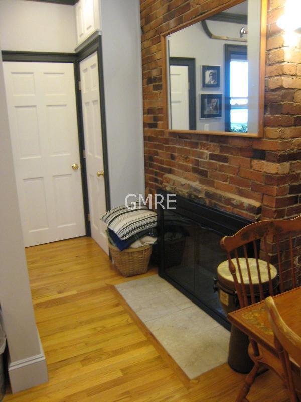 Building Photo - 1 Hull Street Ct