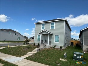 Building Photo - 205 Trinity River Holw
