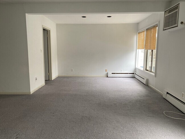 Foto del edificio - 64 N Lake Dr