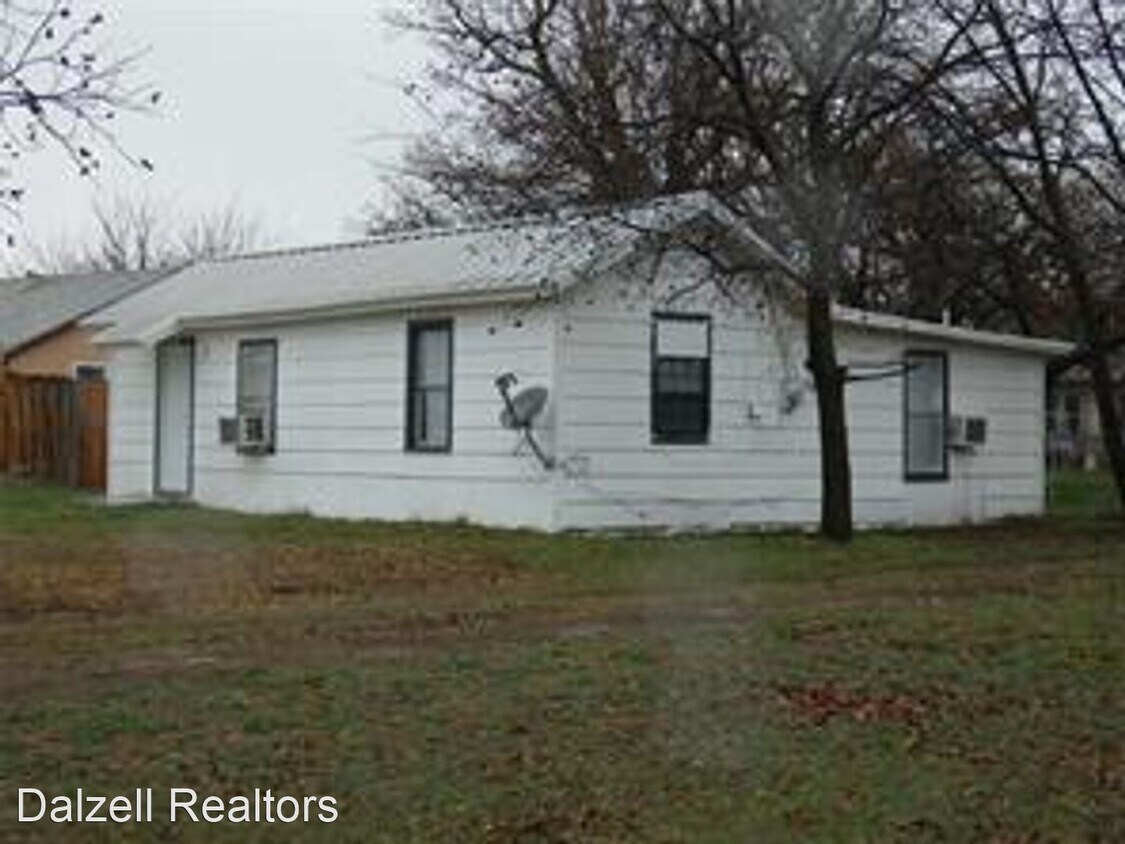 2 br, 1 bath House 108 South 5th House Rental in Clyde, TX