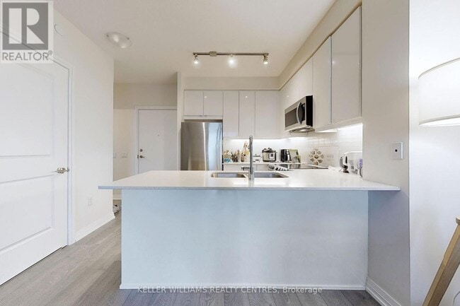 Building Photo - 50 Thomas Riley Rd