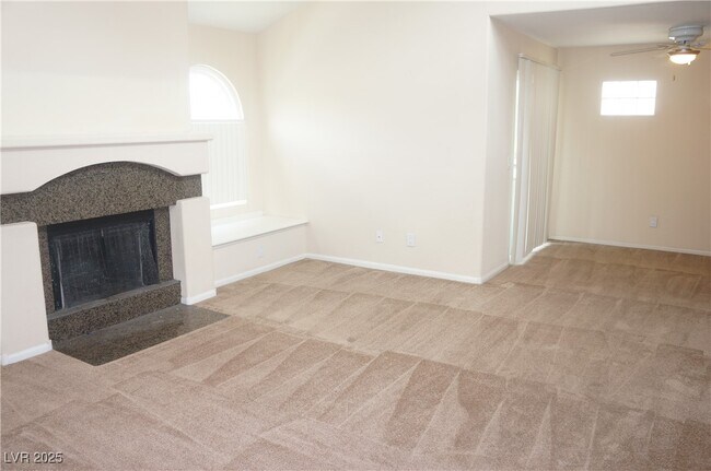 Foto del edificio - 3145 E Flamingo Rd