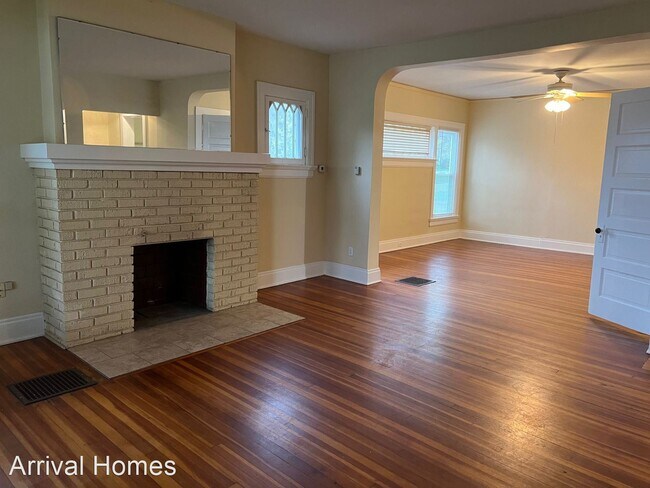Building Photo - 5 br, 2 bath House - 8001 N Main St