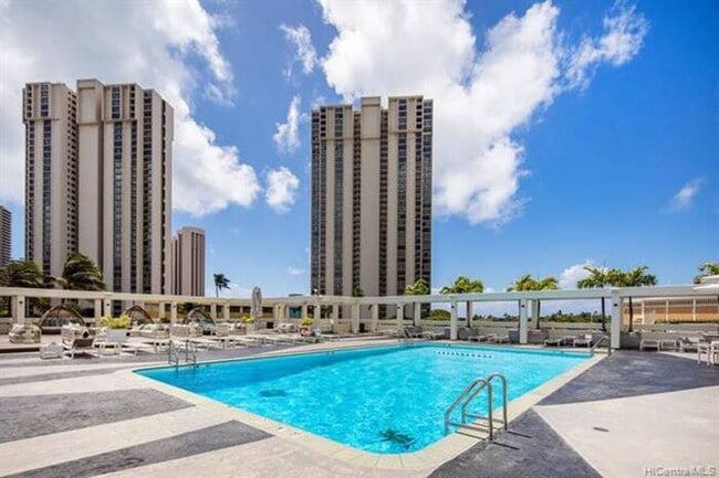 Building Photo - Ala Moana 2228 Studio Mountain View