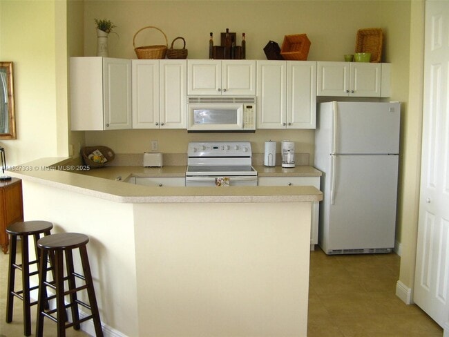 Building Photo - 4706 SW 160th Ave