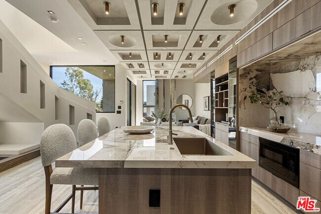 Foto del edificio - 1021 N Ogden Dr