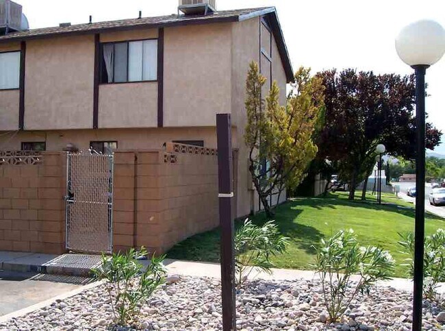 Building Photo - 1749 W 1020 N