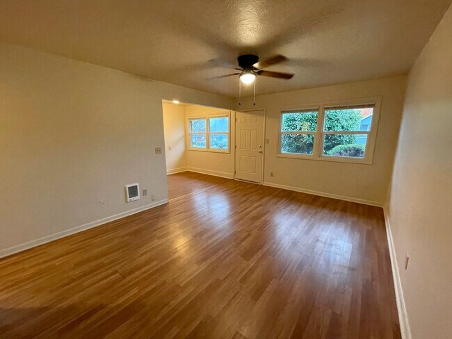 Foto del edificio - Cozy 1 bedroom available in Woodlawn