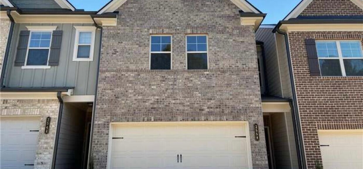 Primary Photo - 2558 Irwell Way