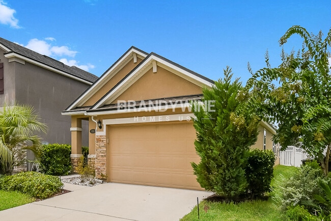 Building Photo - 884 Glendale Ln