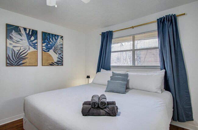 Foto del edificio - 5542 Holly St