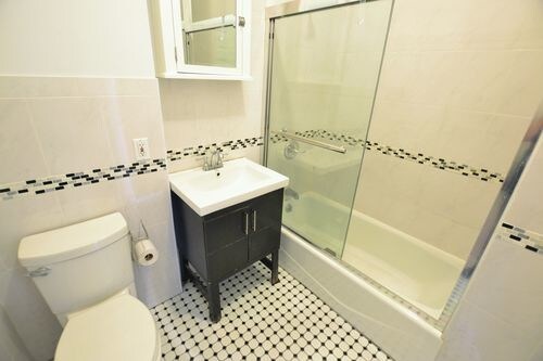 Foto del edificio - 45 8th Ave