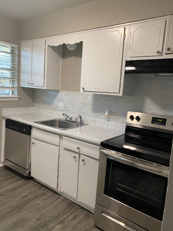 Primary Photo - 2409 Ridgmar Plaza