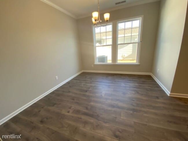 Building Photo - 3 br, 3 bath Townhome - 6502 Perry Creek Road