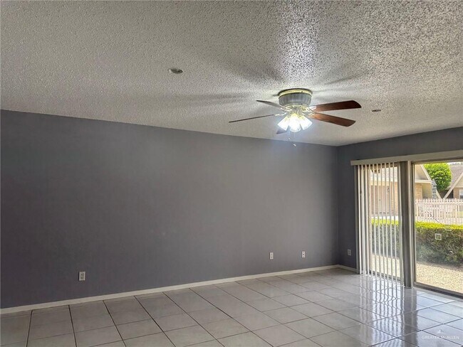 Building Photo - 601 Hibiscus Ave