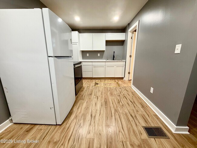 Foto del edificio - 112 N 18th St