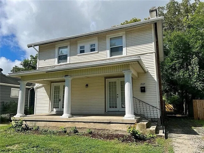 Building Photo - 1925 Malvern Ave