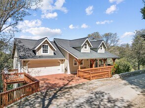 Building Photo - 1171 Yukon Dr