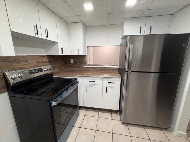 Foto del edificio - 13700 SW 62nd St