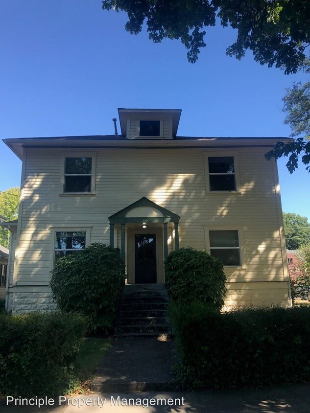 Primary Photo - 205 NW 11th St