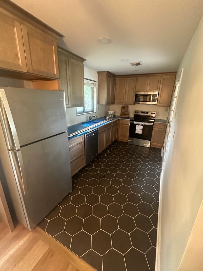 Building Photo - 3BD/1BA Home located in Colonial Acres!