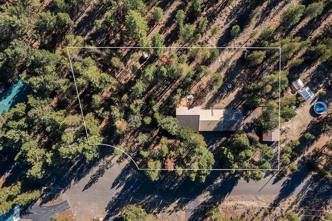 Foto del edificio - Beautiful Home- Backs up to BLM Land