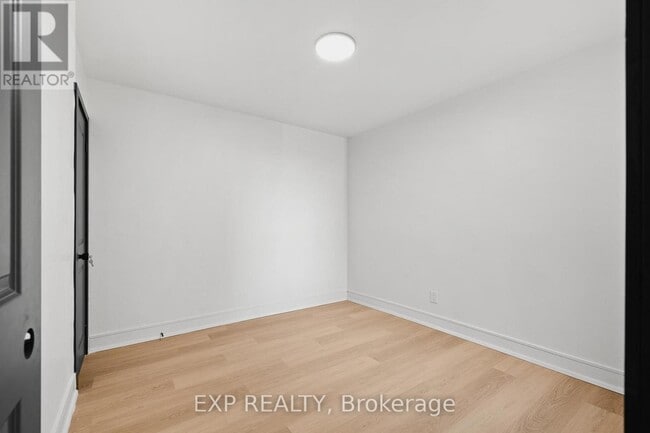 Building Photo - 90 Carden St