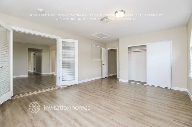 Building Photo - 12214 N Escobar Way