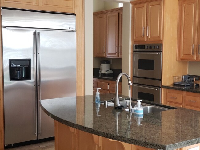 Building Photo - 3952 Lago Di Grata Cir