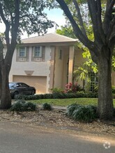 Building Photo - 10321 Panama St
