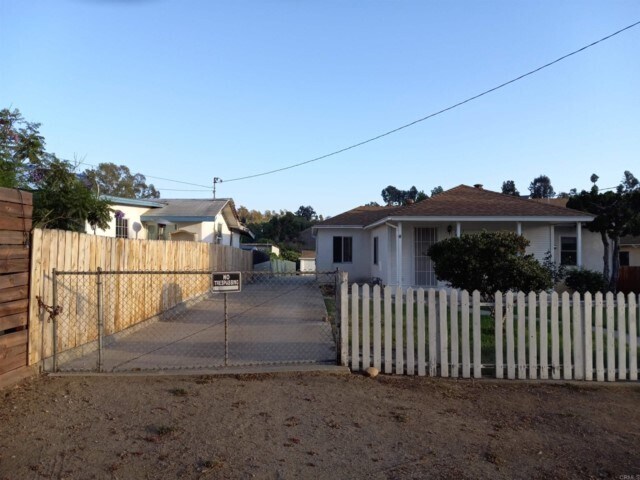 Building Photo - 5922 San Miguel Rd