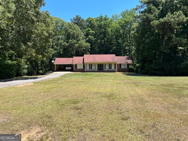 Building Photo - 98 Palmetto Tyrone Rd