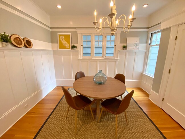 Building Photo - Furnished, Short Term Cow Hollow Rental