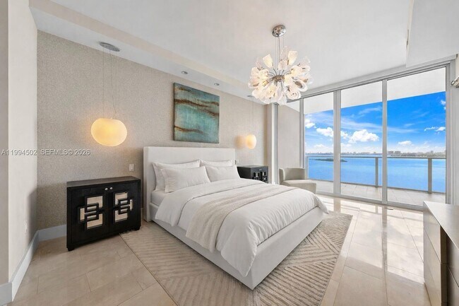 Foto del edificio - 2020 N Bayshore Dr