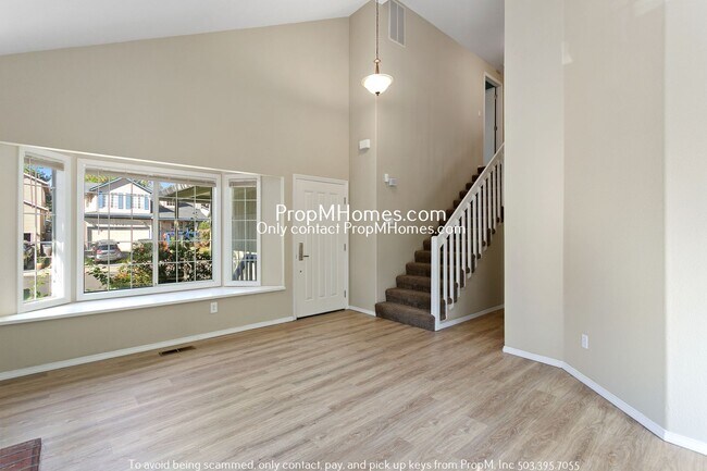Building Photo - Alluring Three Bedroom Home In SW Tigard! ...