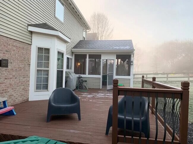 Foto del edificio - 7299 Rolling Meadows Dr