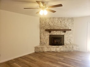 Building Photo - 1424 E Hanover St