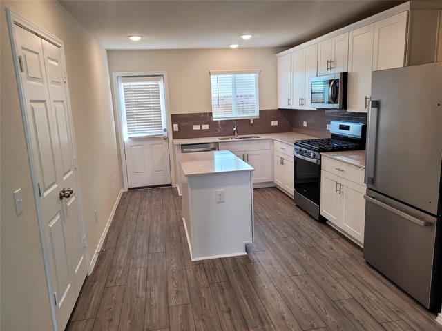 Foto del edificio - 812 Forestdale Ct