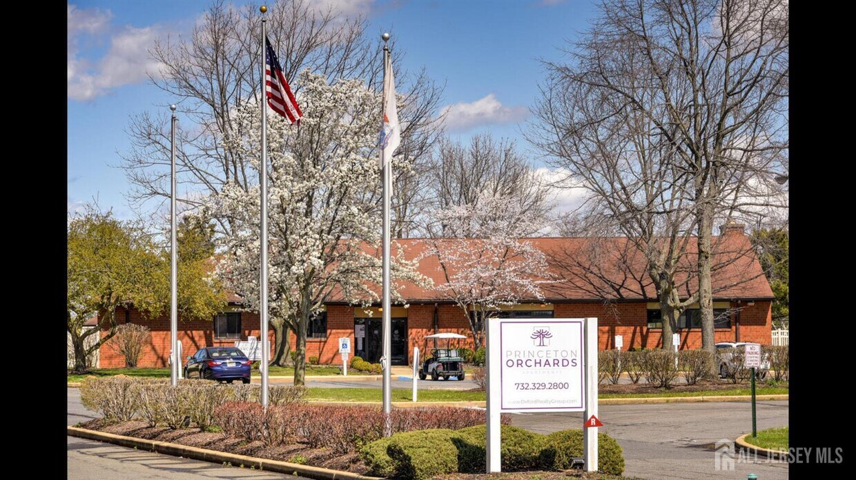 Primary Photo - 356 Ridge Rd