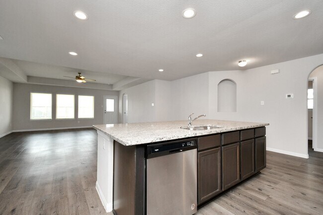 Foto del edificio - 24807 Bastiani Canvas Ln