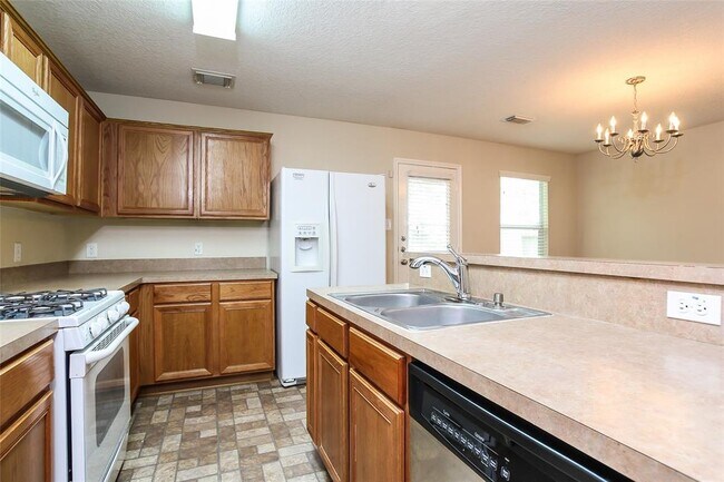 Building Photo - 4422 Cannongate Dr