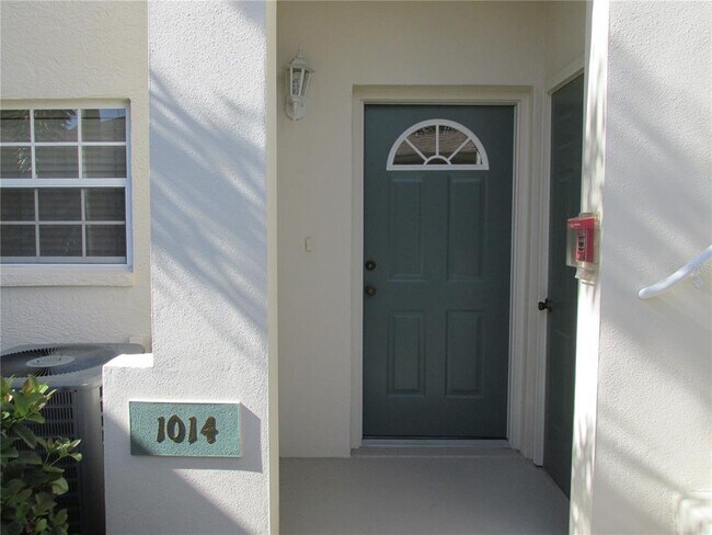 Building Photo - 8340 Wingate Dr