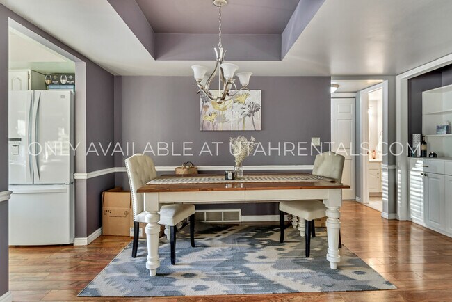 Photo - 5761 S Waterbury Cir Apartment