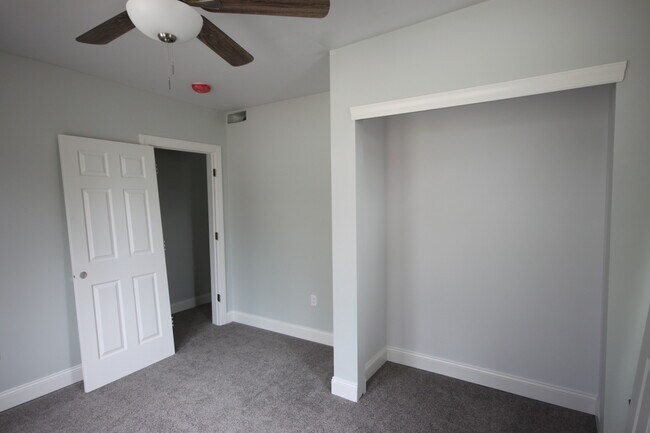 Dormitorio 1 - 202 Walnut St