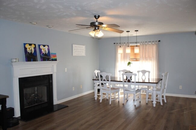 Foto del edificio - Beautiful Home in Hubert