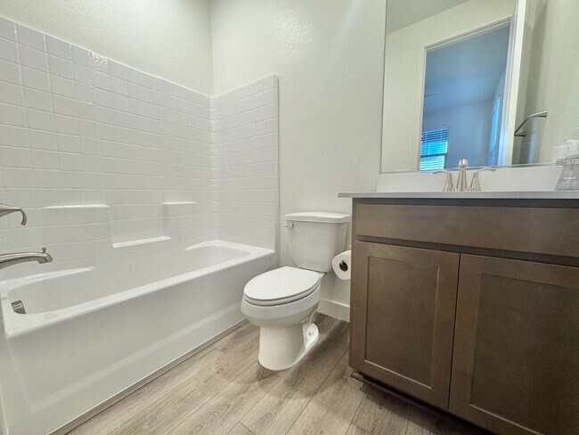 Foto del edificio - MOVE IN SPECIAL WITH THIS BEAUTIFUL BRAND NEW HOME: 3-BEDROOM HOME IN SUMMERLIN RESIDENCE